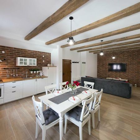 شقة House Smolcic Otočac المظهر الخارجي الصورة